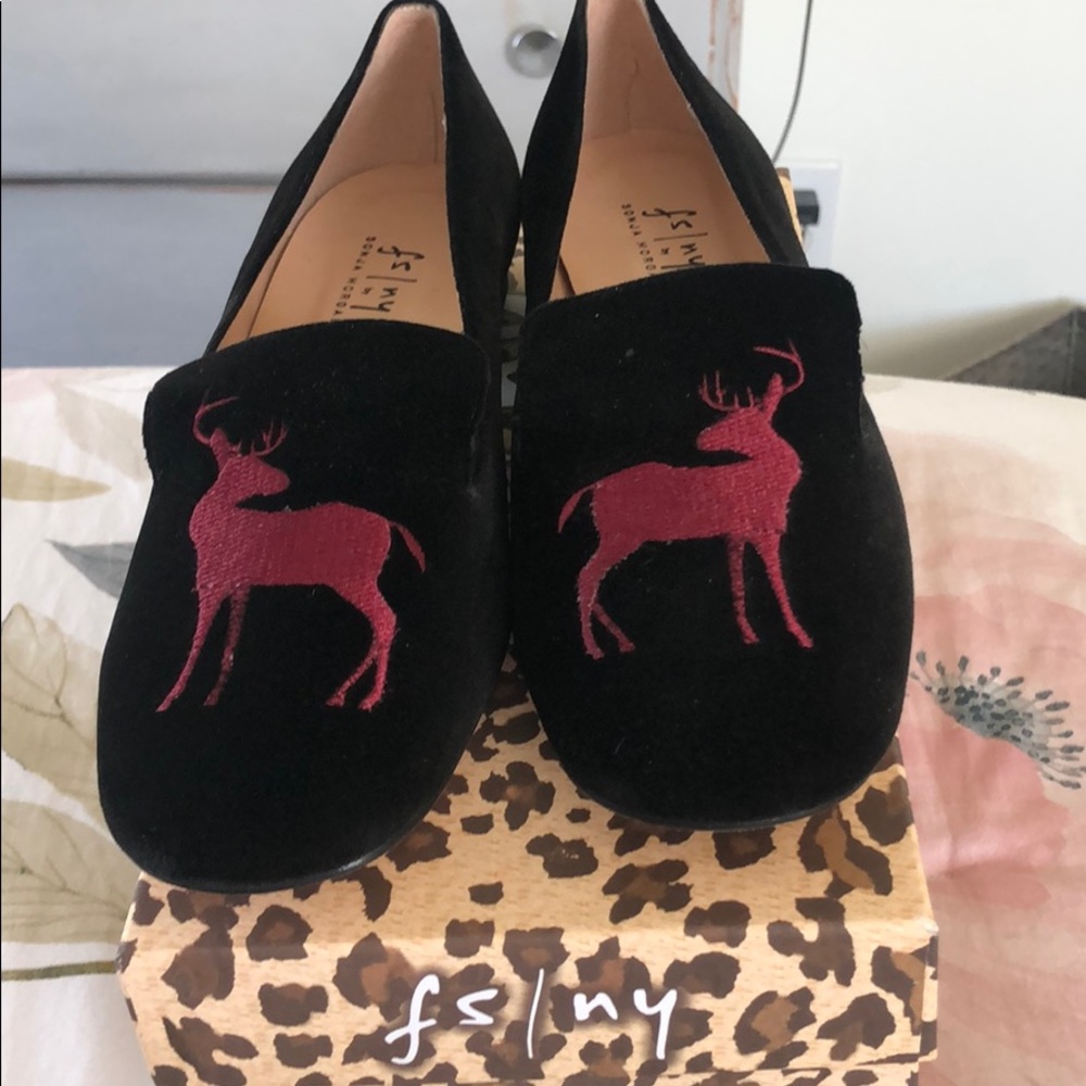 Sonya Morgan Black Velvet Flats size 7.5
